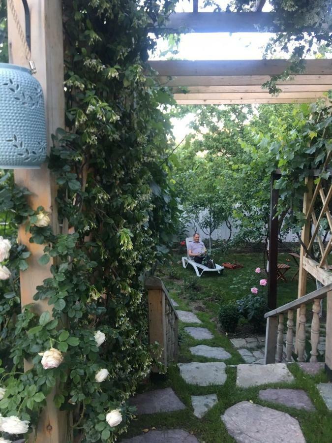 My Garden Hotel Tbilisi Exterior photo